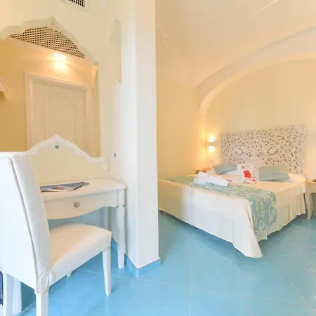 普罗维省酒店 4* Forio di Ischia